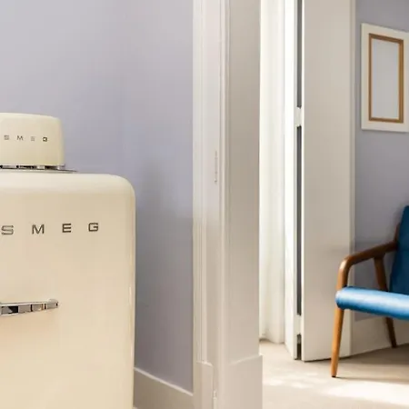 Design Flats In The Heart Of Lisbon