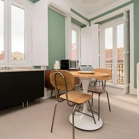 Design Flats In The Heart Of * Lisbona