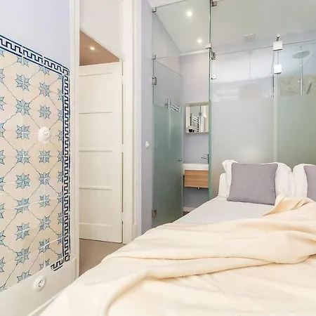 Design Flats In The Heart Of Lisbona